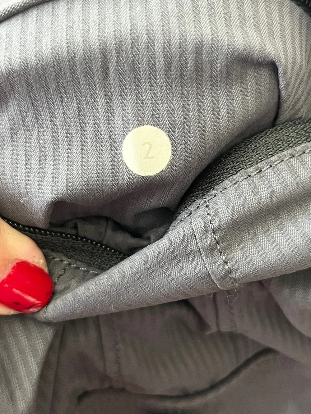 lululemon athletica pocket forward